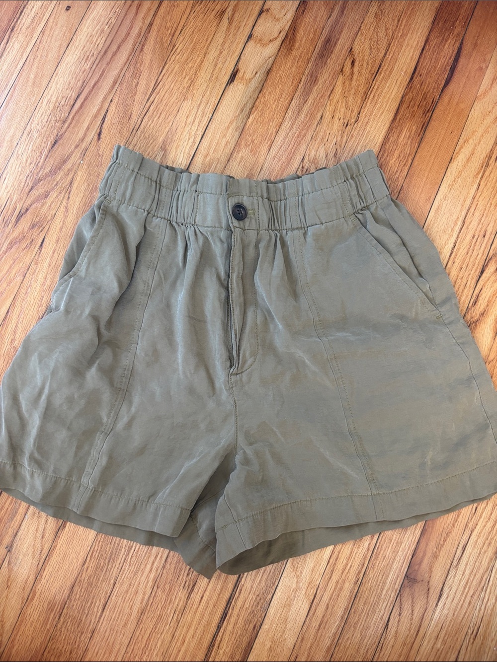 Madewell High-Waist Olive Green Relaxed Shorts